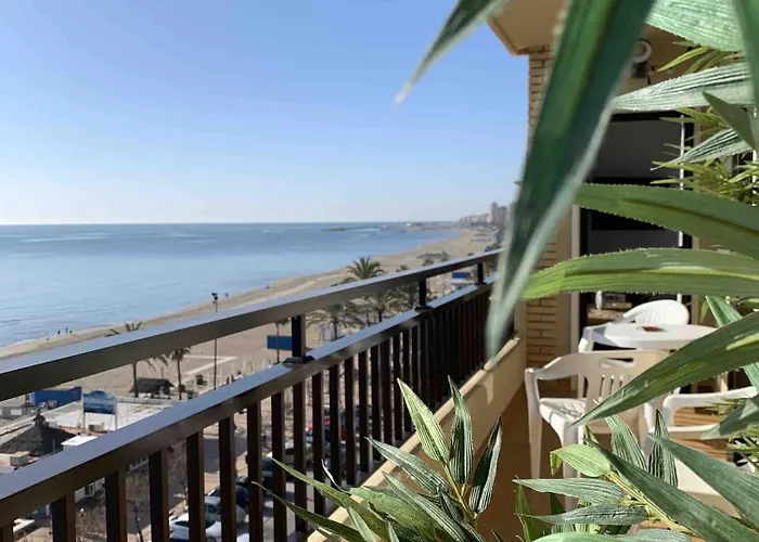 Апартаменты Frontal Primera Linea Фуэнхирола