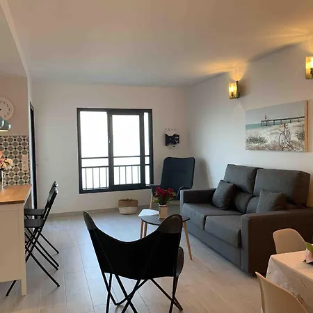 Frontal Primera Linea Appartement *