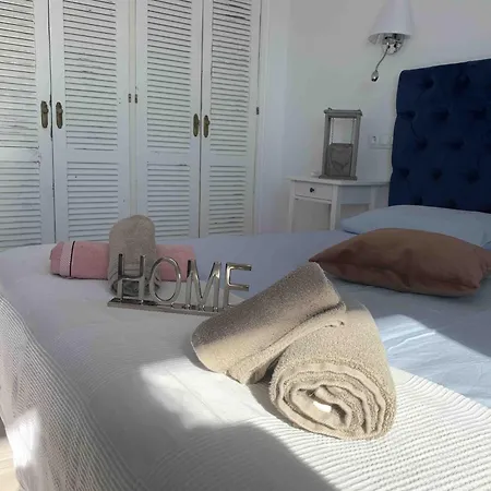 Frontal Primera Linea דירה פואנגירולה