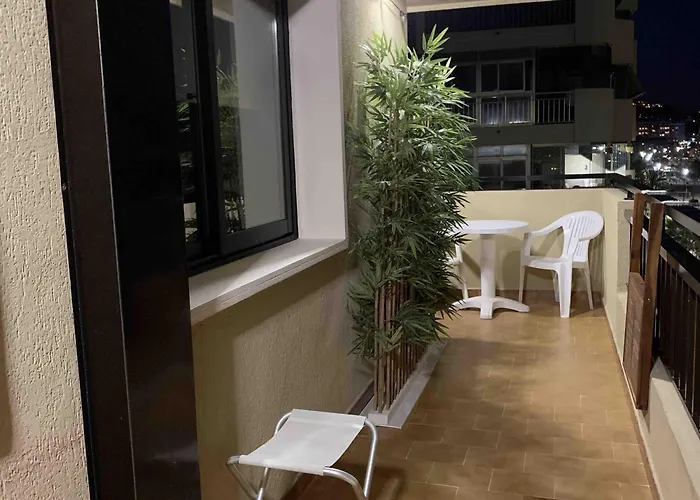 Frontal Primera Linea דירה