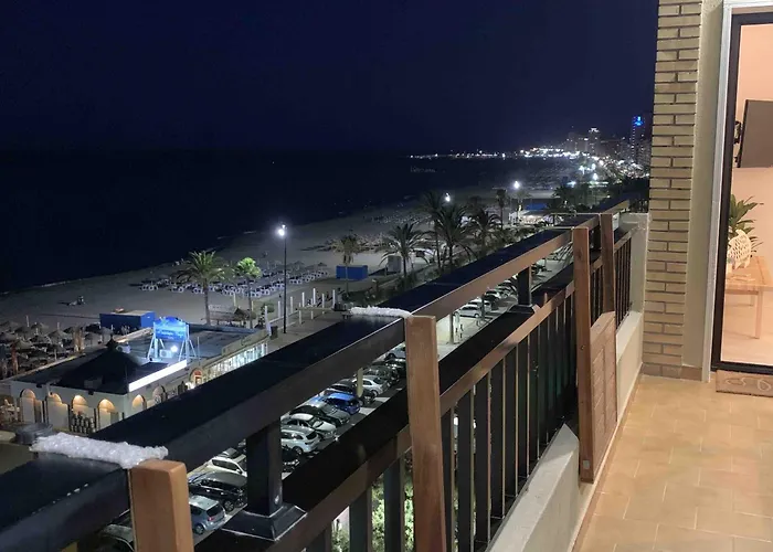 Frontal Primera Linea דירה פואנגירולה